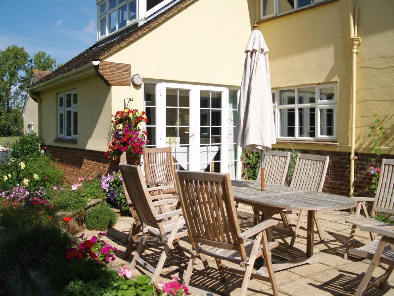 The Newnham White House Bed and Breakfast Baldock Eksteriør billede